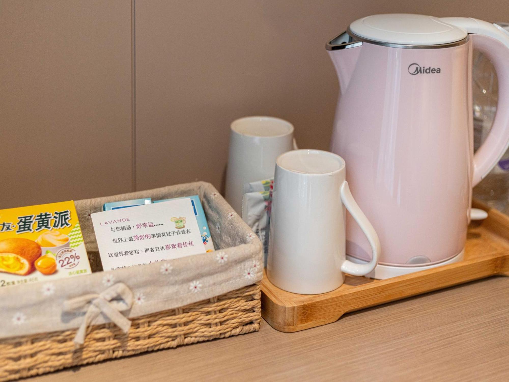 Lavande International Hotel Guangzhou Taikoo Hui Square Shipaiqiao Metro Station Branch - Free Shuttle Bus To Canton Fair Complex During Canton Fair Period & Free Vpn Internet Access Esterno foto