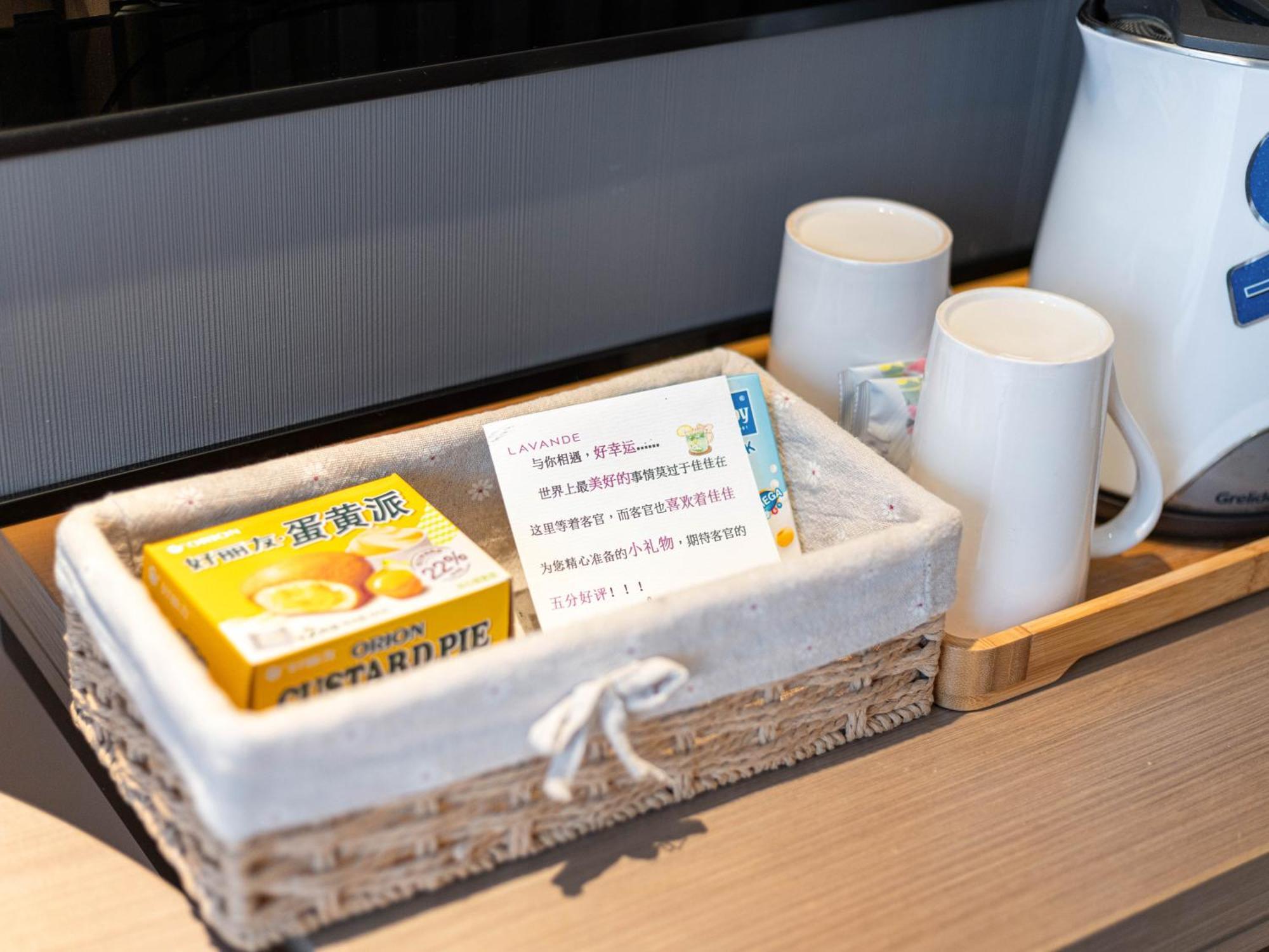 Lavande International Hotel Guangzhou Taikoo Hui Square Shipaiqiao Metro Station Branch - Free Shuttle Bus To Canton Fair Complex During Canton Fair Period & Free Vpn Internet Access Esterno foto