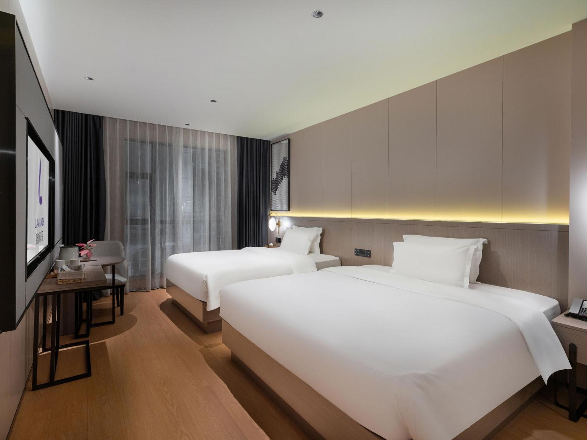 Lavande International Hotel Guangzhou Taikoo Hui Square Shipaiqiao Metro Station Branch - Free Shuttle Bus To Canton Fair Complex During Canton Fair Period & Free Vpn Internet Access Esterno foto