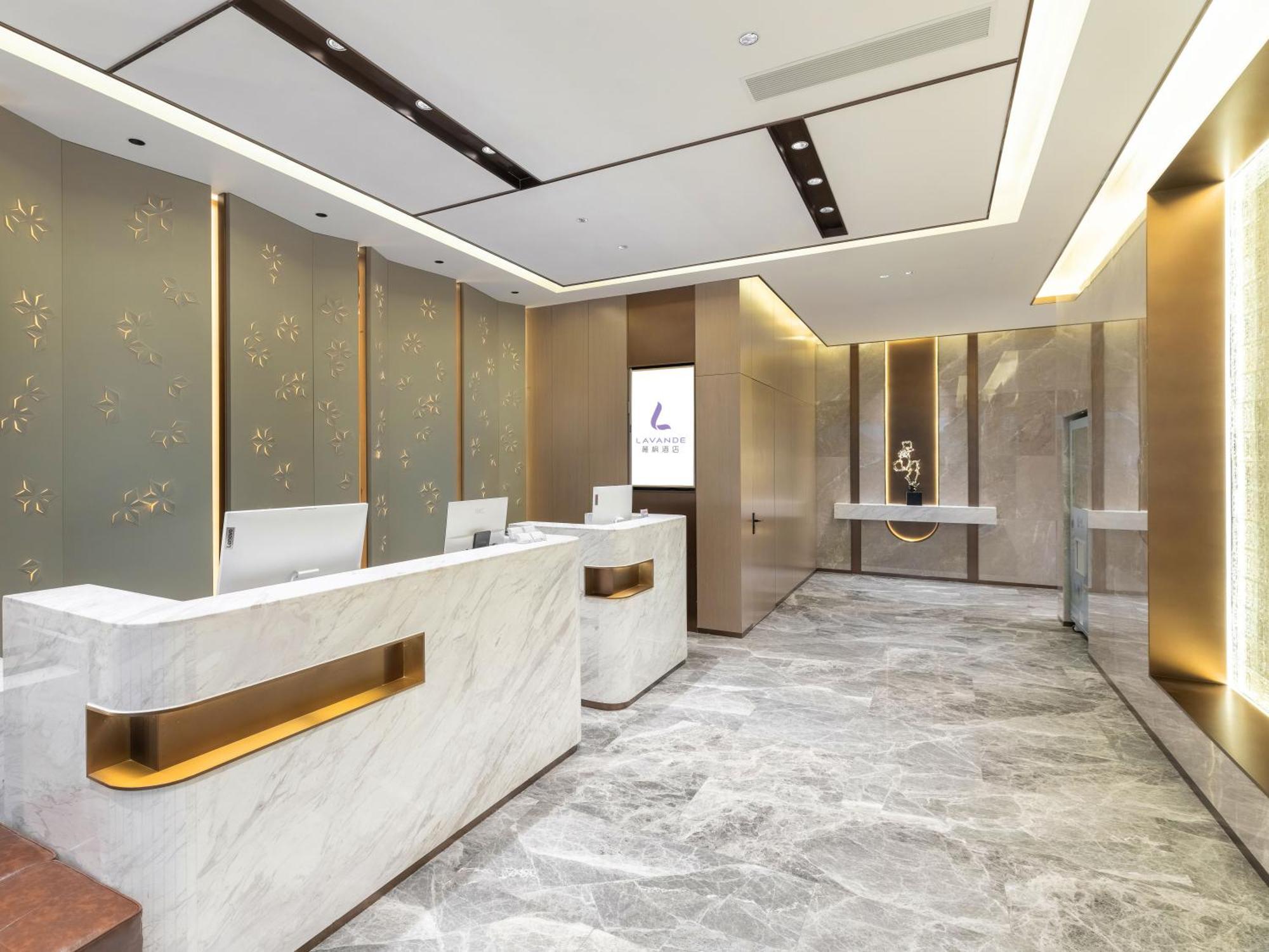 Lavande International Hotel Guangzhou Taikoo Hui Square Shipaiqiao Metro Station Branch - Free Shuttle Bus To Canton Fair Complex During Canton Fair Period & Free Vpn Internet Access Esterno foto