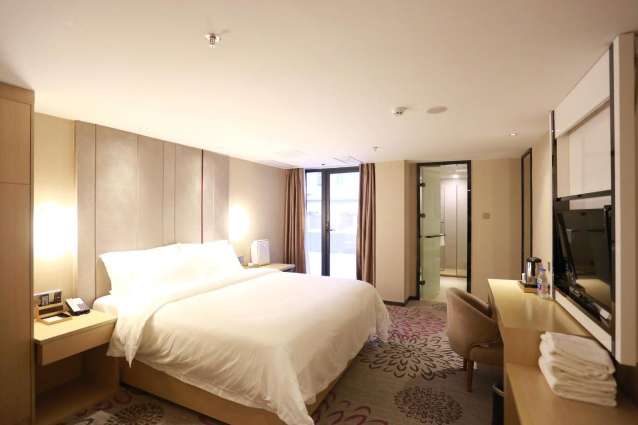 Lavande International Hotel Guangzhou Taikoo Hui Square Shipaiqiao Metro Station Branch - Free Shuttle Bus To Canton Fair Complex During Canton Fair Period & Free Vpn Internet Access Esterno foto