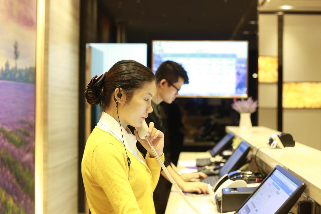 Lavande International Hotel Guangzhou Taikoo Hui Square Shipaiqiao Metro Station Branch - Free Shuttle Bus To Canton Fair Complex During Canton Fair Period & Free Vpn Internet Access Esterno foto